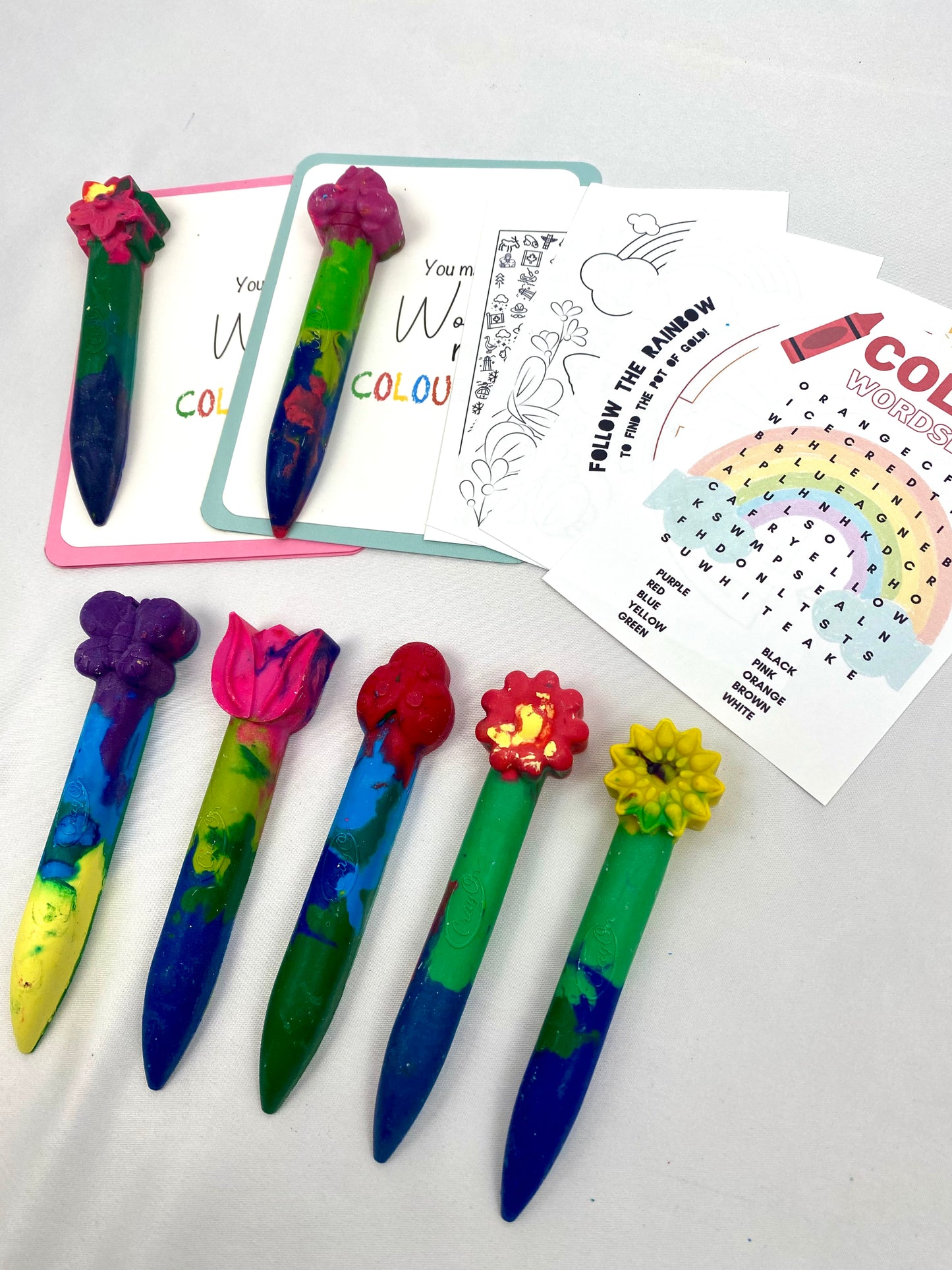 Flower/Butterfly/Ladybug Crayon Pen with Activity Sheets